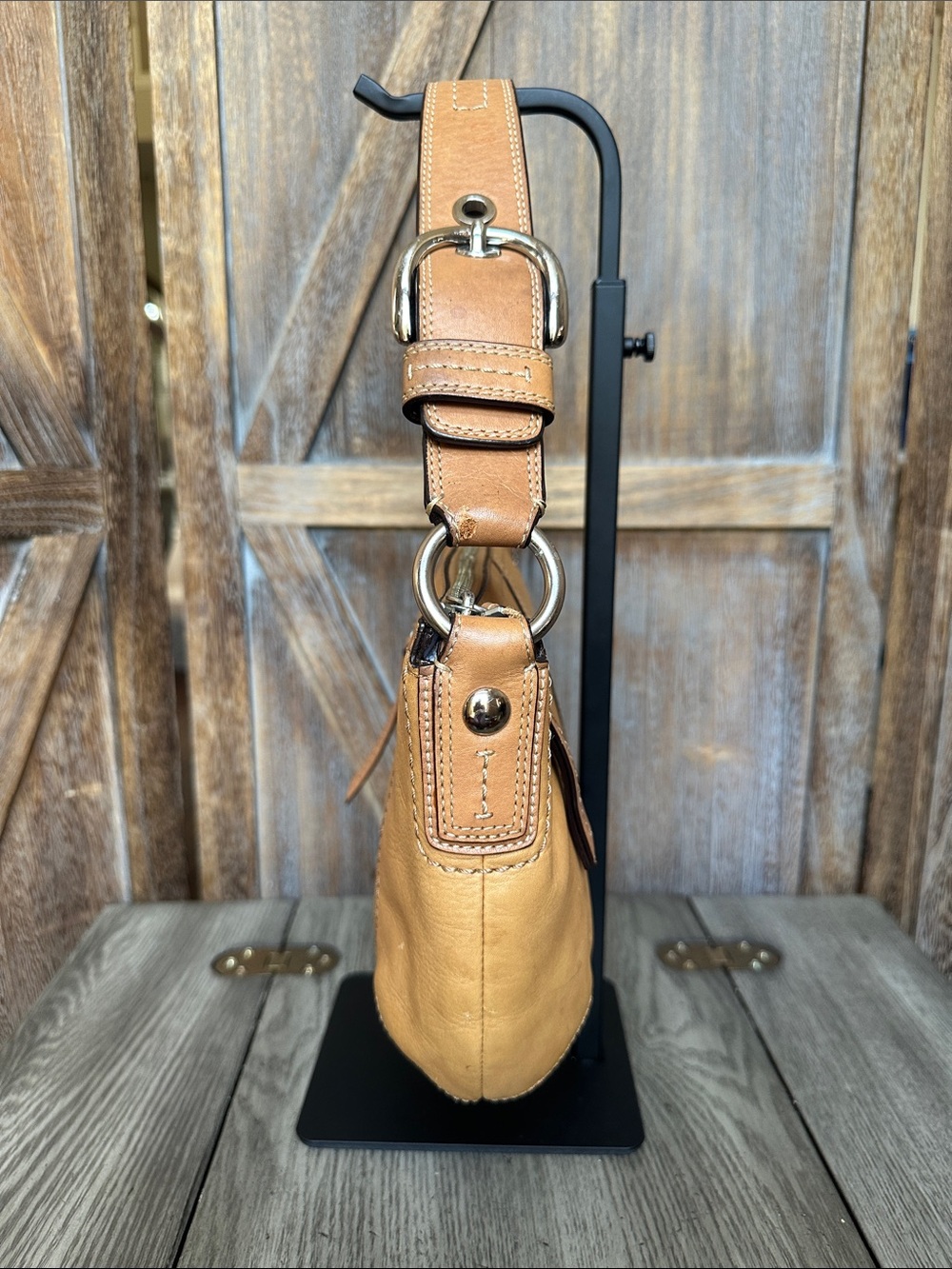 Coach F13100 Leather Hobo Shoulder Bag - Picture 3 of 16